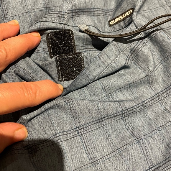 Quick Silver Men’s Shorts/Swim Shorts Size 32 - Picture 6 of 6